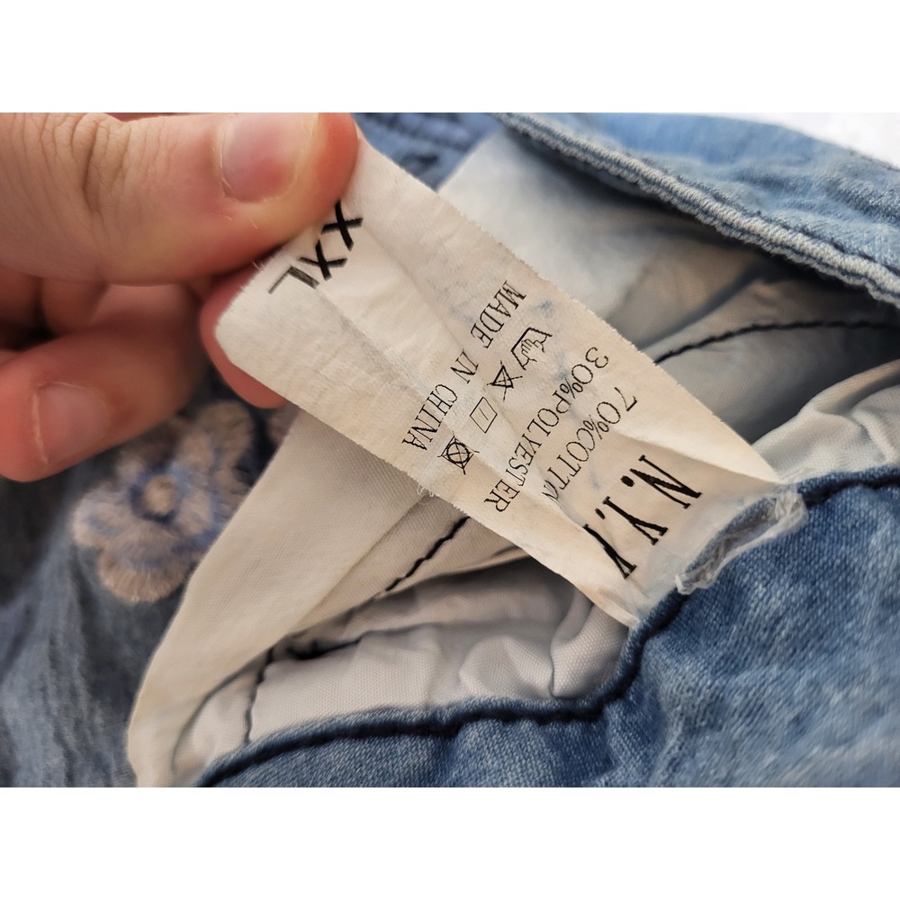 N.Y.I Floral Embroidered Flare Jeans Light Wash Blue Bell Bottoms Girls XXL S - Picture 4 of 9